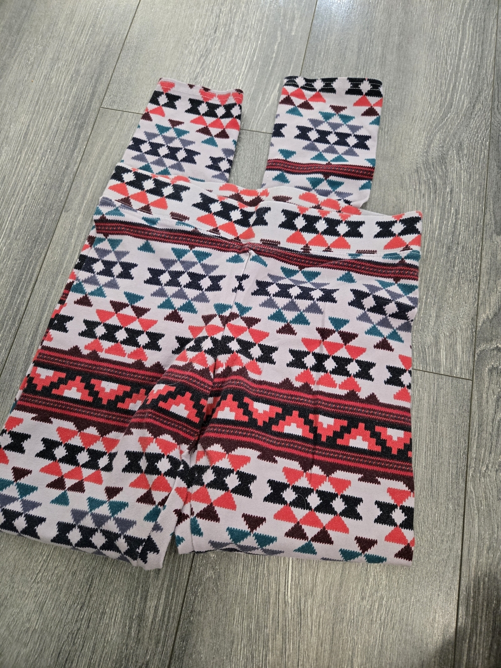 Patterned Knit Leggings with Aztec Print - Multicolor
